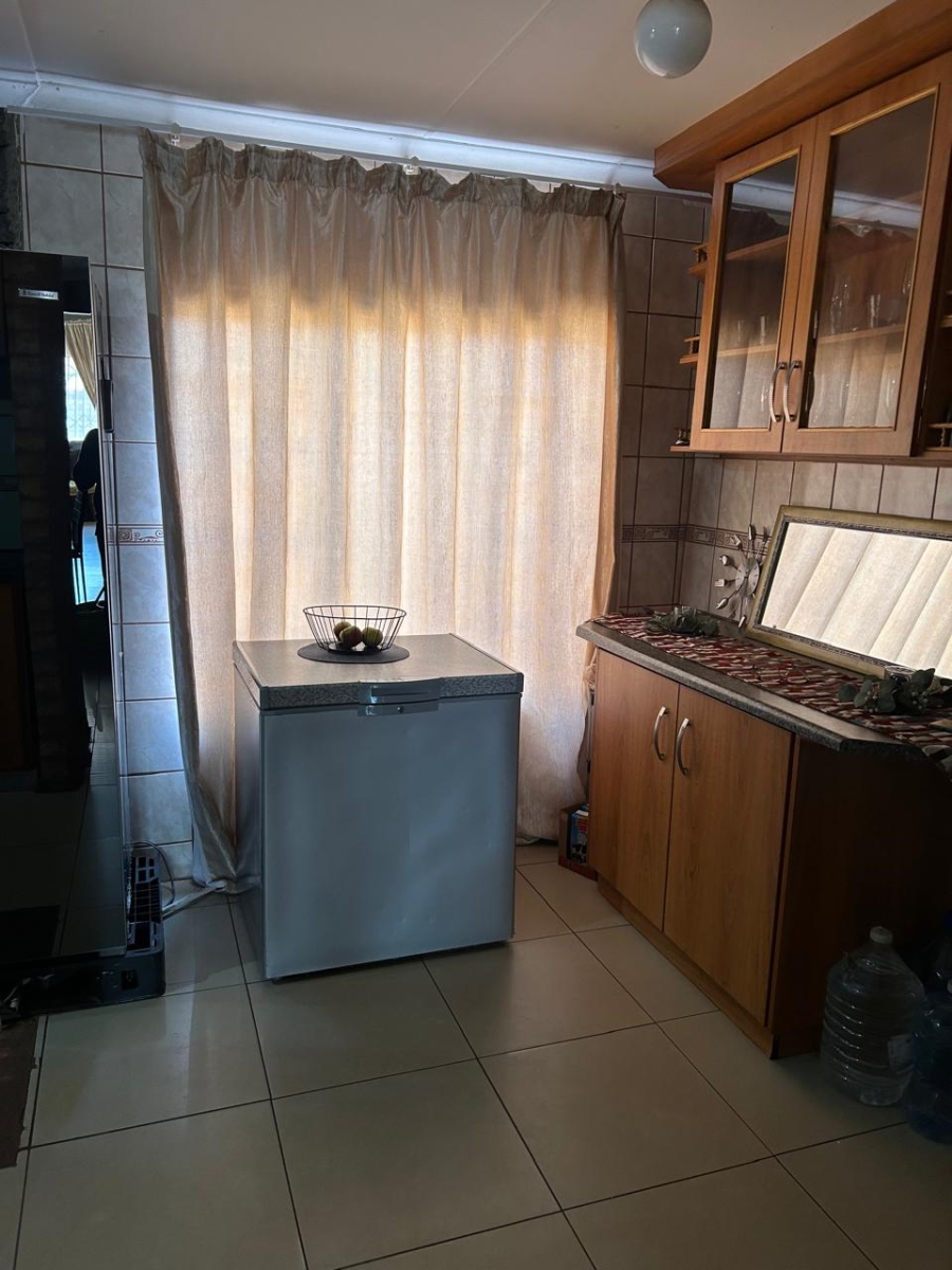 To Let 3 Bedroom Property for Rent in Kathu Northern Cape